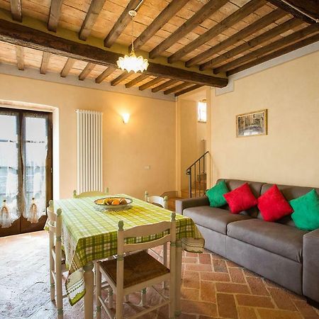 Borgo Pie' Di Gamboi Villa Chianni Exterior photo
